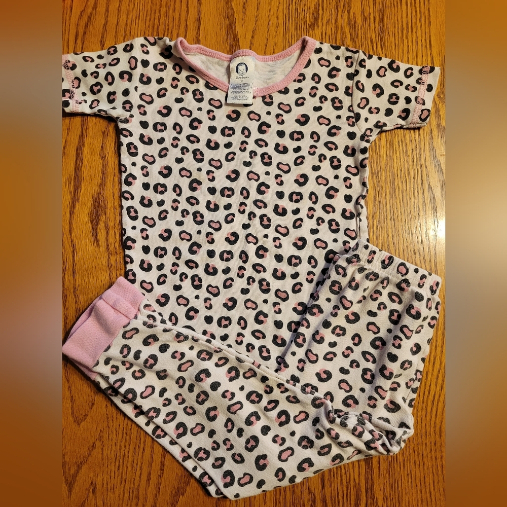 (4/$15) 3T Gerber pajamas